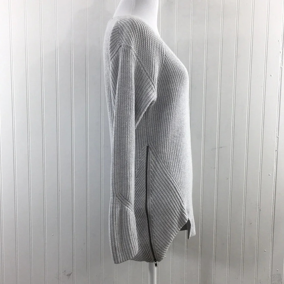 Cabi Gray Knit‎ Deep V Neck Side Zip Sweater Womens XS Cotton Pullover - Picture 3 of 12